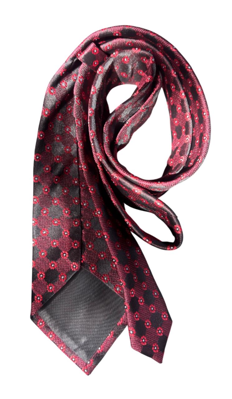 RED-DOTED-TIE